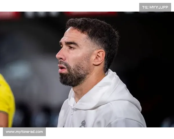 欧冠赛事热搜：明星球员伤停、经典对决和战术风云成热议焦点